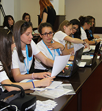 Едва 13% от завършилите природни и инженерни специалности са жени