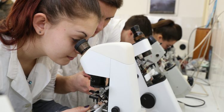 Обсъжда се Стратегия за развитие на висшето образование до 2030 г.