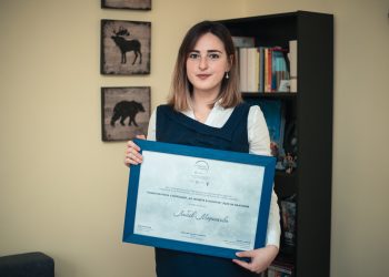 Ражда  се звезда