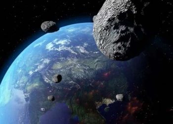 Разминаваме се с най-едрия астероид