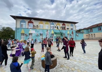 Всеки в нужда заслужава подкрепа