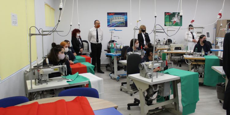 STEM център за бъдещи модни новатори в Русе