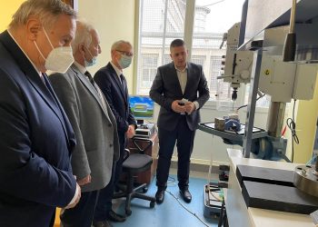 КВАЗАР управлява риска