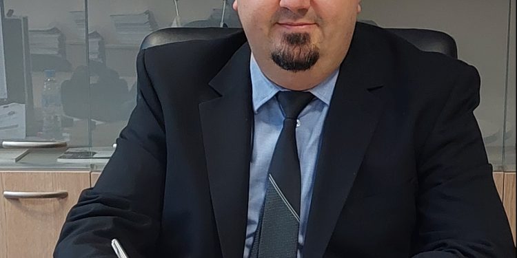 Иван Попов, изпълнителен директор на Изпълнителна агенция „Програма за образование“: Ако не планираме добре, всъщност планираме да се провалим