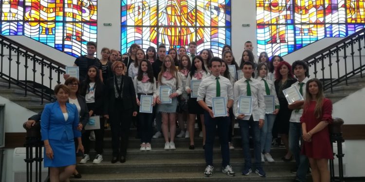 Светът през нашите очи