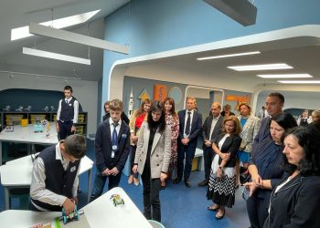 STEM център за космически изследвания в бургаско школо