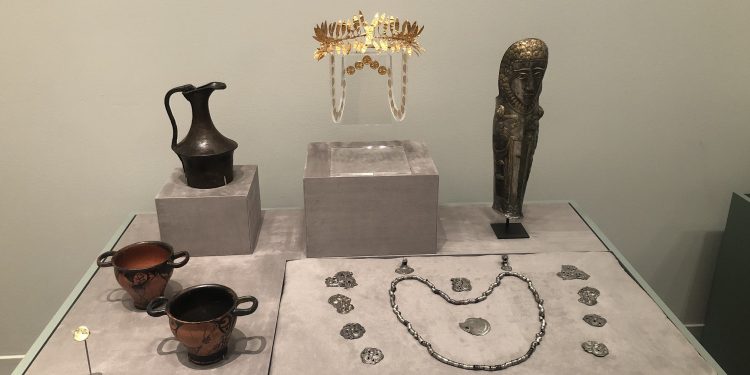 Български съкровища пътуват из Америка