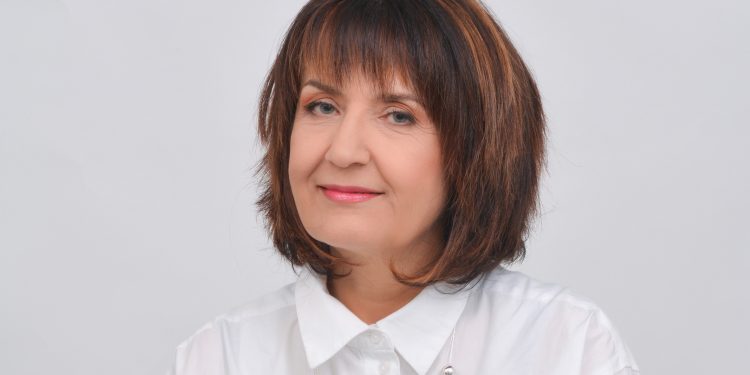 Проф. д-р Веселина Вълканова, декан на Факултета по журналистика  и масови комуникации на Софийския университет: По време на криза обществото има нужда от силна журналистика