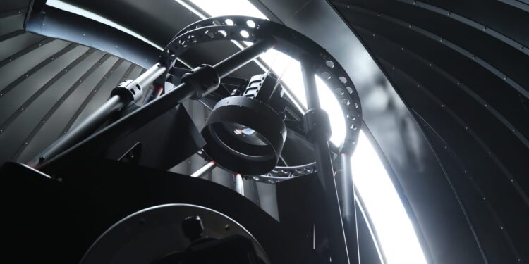 Нов телескоп на Рожен