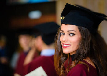 Диаспората – с улеснен достъп до университети