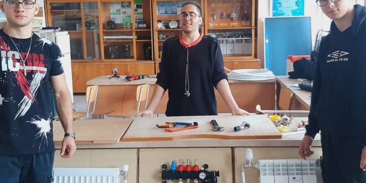 Индустрия 4.0 влиза в училище