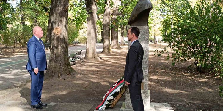 Министър Галин Цоков: Няма по-подходящо място от Букурещ, за да започнем националната програма “Неразказаните истории на българите”