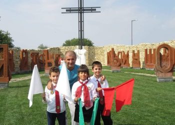 Карен Алексанян, създател на Двора на кирилицата: За мен най-благородна е учителската професия