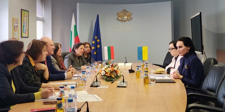 МОН организира форум за дигиталното бъдеще на образованието