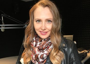 Радиото учи как да боравим с гласа си