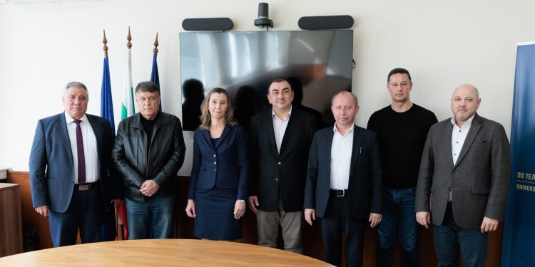 И новата управа на Съвета на ректорите против безплатното висше образование по държавна поръчка