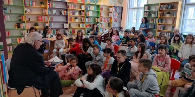 Детската книга открехва вратата към въображението