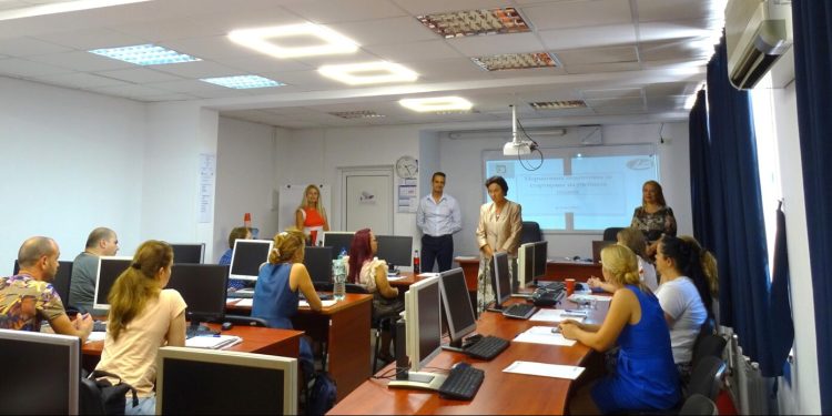 198 новоназначени директори преминават практически обучения