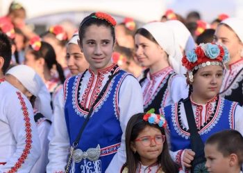 Забавно лято в село Елешница