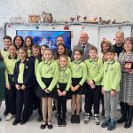 Служебният министър на образованието и науката проф. Галин Цоков присъства на интегриран STEM урок между две училища - ОУ "Христо Смирненски" в Момин проход и СУ "Неофит Рилски" в Долна баня