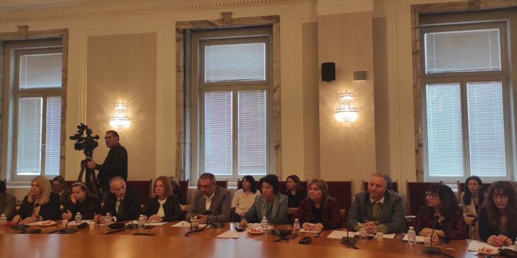 Започват обсъждания за подобряване на приобщаващото образование