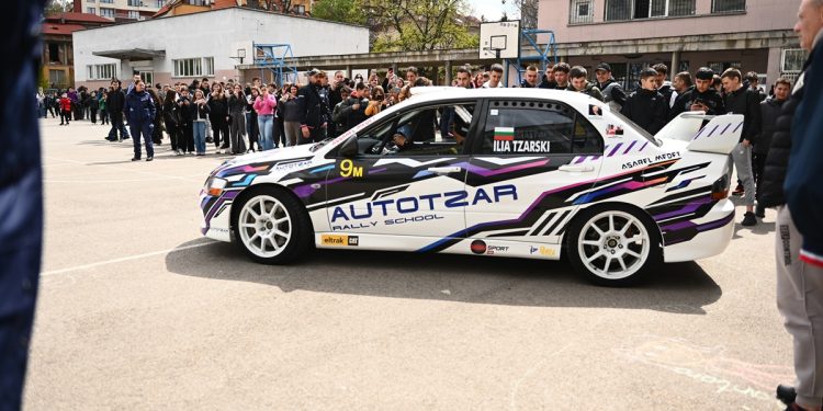 Над 1500 гимназисти се учат да бъдат отговорни шофьори