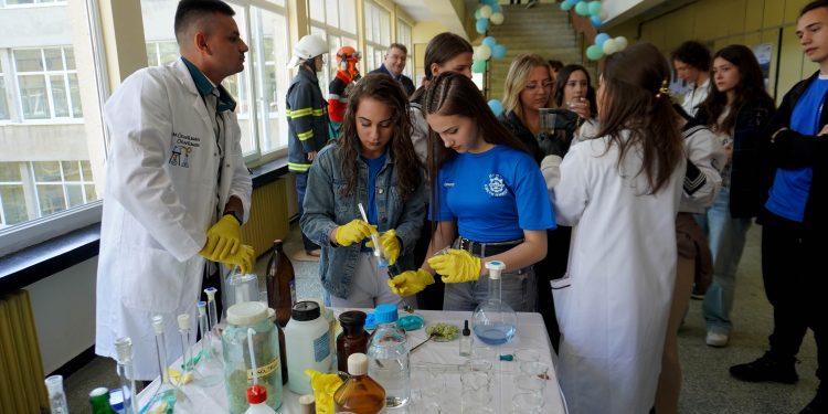 „Мисия чист въздух“ – фестивал на химията в Бургас