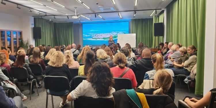 В Бургас учат родители как да разбират децата си