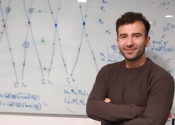 „Математиката не е само за зубъри“, в това е категоричен младият учен Владимир Митанкин, един от хората, въвели термина  полуцели числа