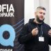 Гл. ас. д-р Ивайло Начев прави връзка с 14 000 радиолюбители от о. Ливингстън